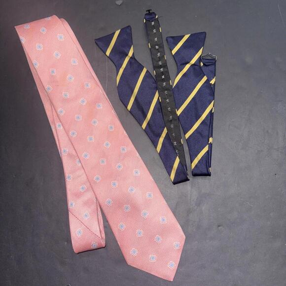 Brooks Brothers Quiet Luxury Designer Business Preppy Silk Standard Bow Tie Lot - Picture 1 of 13
